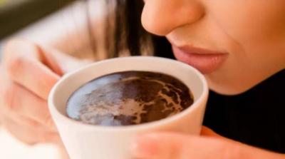 How to Prevent Coffee from Staining Your Teeth?