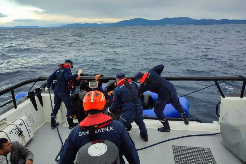 Title: Turkey: 25 Migrants Rescued Off the Coast of Marmaris