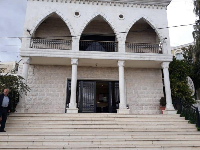 Sit-in by Owners of Drinking Water Tankers in Front of Hermel Municipality