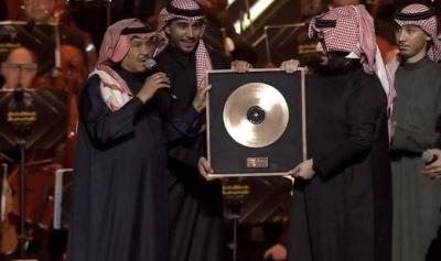 Mohammed Abdu Donates Golden Shield Prize to Gaza Families (Video)