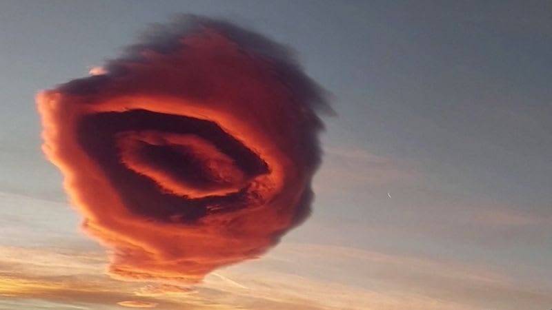 Strange Cloud Appears in the Sky Over Bursa, Turkey: What’s the Secret?