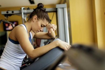 10 Catastrophic Mistakes Beginners Make in the Gym: Pay Attention