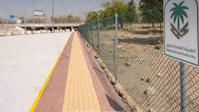 Using "Flexible Asphalt" for the First Time to Ensure Pilgrims' Comfort