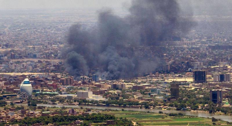 Explosions and Clashes in Khartoum After a Brief Truce