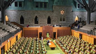 # Scandal of "Honey Trap" Shakes British Parliament