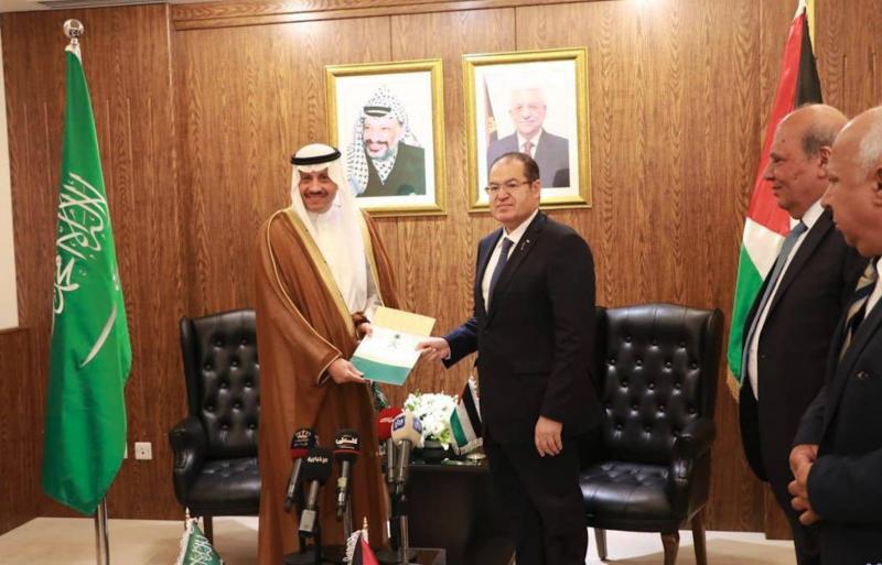 Palestinian Authority Receives Credentials of First Saudi Ambassador