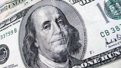 Dollar Falls After Increase in U.S. Unemployment Claims