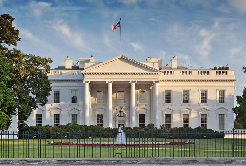 Iran Announces Agreement with America for Prisoner Exchange, Washington Denies