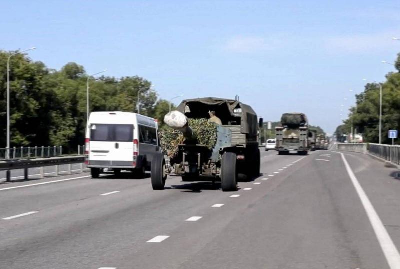 Russia Evacuates Thousands Amid Ongoing Ukrainian Incursion