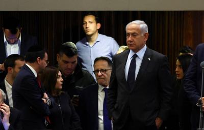 Netanyahu Stuck Between Far-Right Allies and a Wave of Opposition