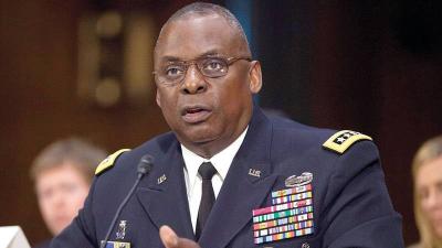 U.S. Defense Secretary: Communication with China Essential to Avoid Conflicts