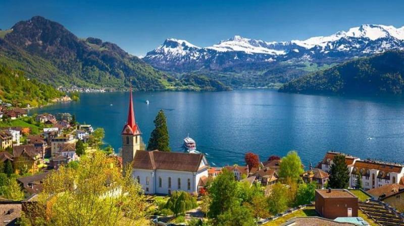 Why Do the Swiss People Trust State Institutions?