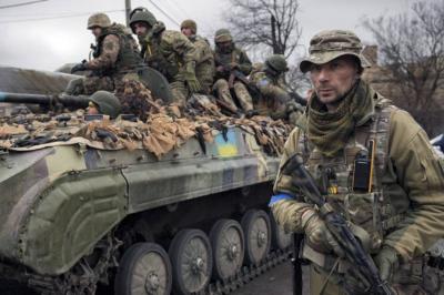 Title: Ukrainian Army Targets Oil Depot in Russian Kursk