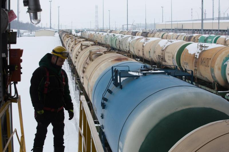 How Serious is the Ban on Russian Fuel Exports... and Who is Affected?