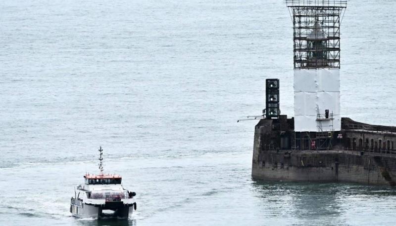Record Number of Migrants Crossed to Britain in One Day
