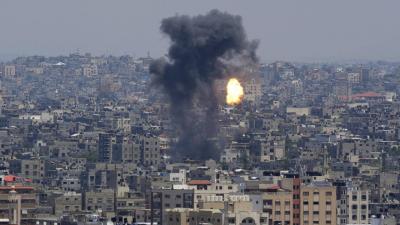Attack on Ashkelon with Rocket Barrage and the Death of a Hamas Leader in an Israeli Airstrike