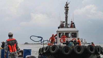 "Major Environmental Crisis" - Oil Leak Begins in Manila Bay!