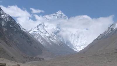 The Mysterious Riddle: Was Mount Everest Conquered for the First Time in 1953?