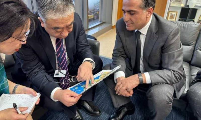 Hamieh Meets with a Chinese Delegation in Britain