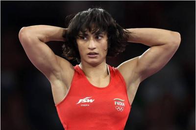 "Despite Sacrificing Her Hair": 200 Grams End an Indian Wrestler's Dream!