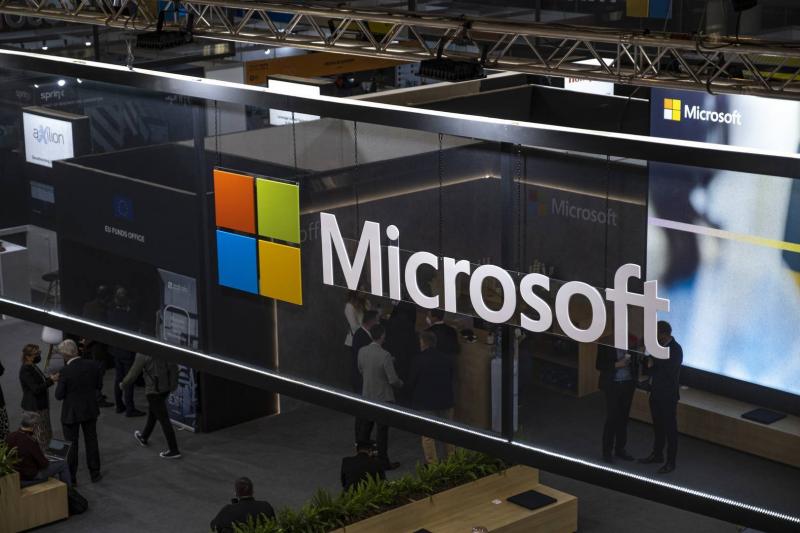 Russian Hackers Attack: Microsoft Confirms Theft of Important 