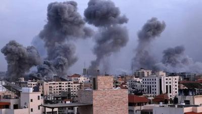 Israel Bombards Southern Gaza Amid Deadly Diseases Affecting Displaced Persons