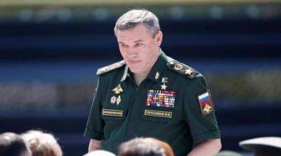 Russian Chief of Staff Inspects Troops in Ukraine