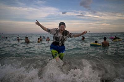 "Washed Away by Water for 37 Hours": What Happened to This Woman?