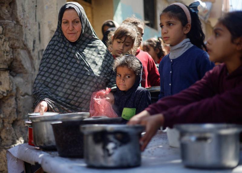 Acute Food and Medicine Shortages Threaten Gaza Residents After 5 Months of Conflict