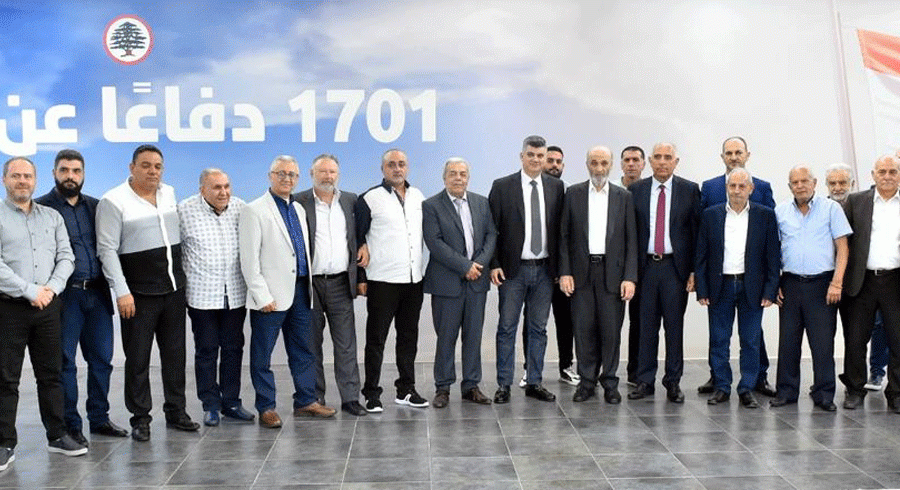 Jumblatt Receives Delegation from Border Towns