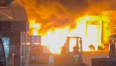 Israeli Forces Storm Nablus, Causing Massive Fire in Vegetable Market (Video)