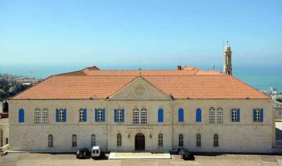 Dispute Over Hezbollah's Weapons Threatens Bkerke's Initiative