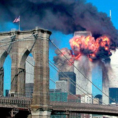Japanese Photographer Releases New Video of "New York Towers Collapse"