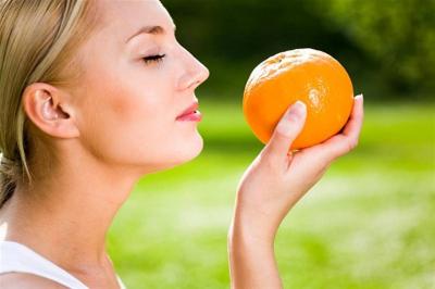 Pleasant Scents May Aid in Treating Dementia and Depression