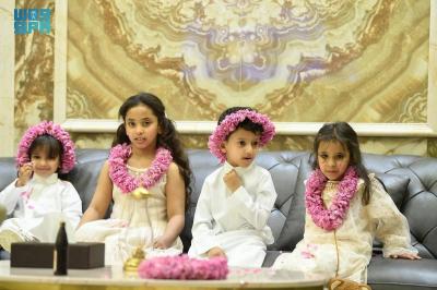 Taif Rose Crowns Adorn Girls’ Necklines and Youths' Heads in Celebration of Eid al-Fitr
