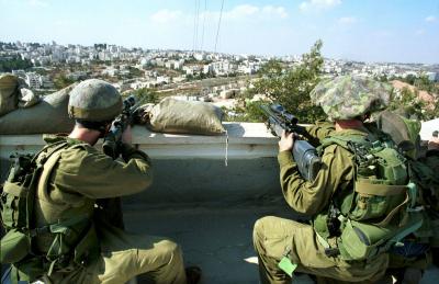 Israel Bombs Camps in Central Gaza Strip