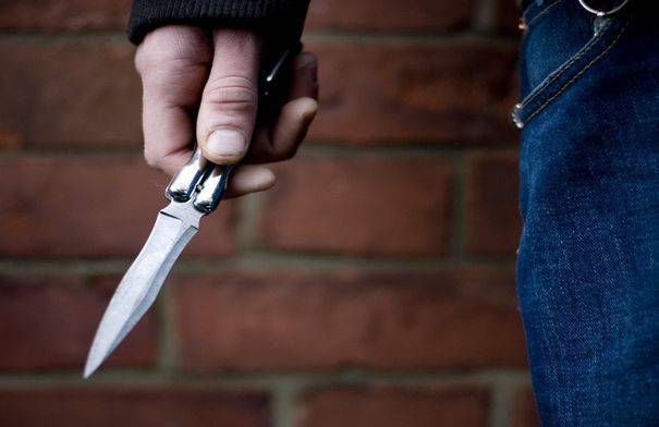 Video: Young Man Breaks into an Egyptian Woman's Apartment and Stabs Her!