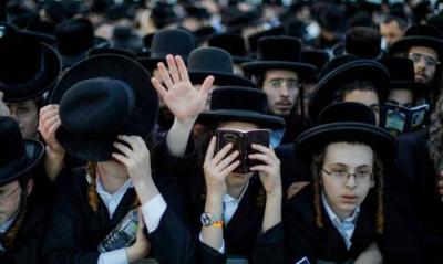 Chief Rabbi Calls for Haredim to Rebel