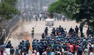 Bangladesh: 133 Dead and Live Ammunition Fired at Protesters (Video)