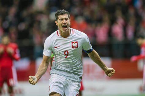 Lewandowski and Others: Stars Undermined by Their Nationalities in Football