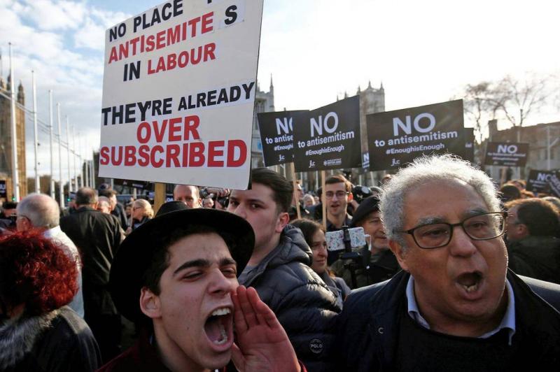 Survey: British Labour Party on Track for Historic Electoral Victory