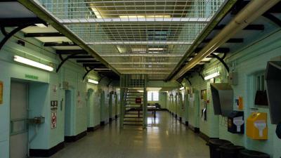 Due to Overcrowding... The UK Plans to Release Approximately 2,000 Prisoners