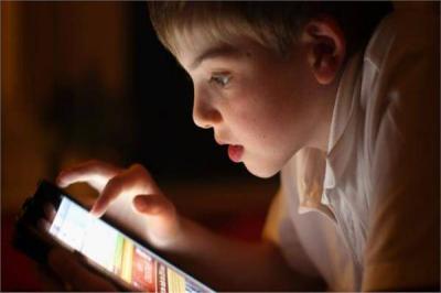 Do Smartphones Cause Depression and Isolation in Teenagers?