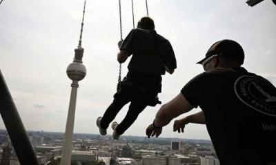 Berlin Offers Thrill Seekers a Chance to Ride the Highest Swing in Europe