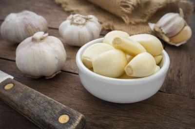 What Happens When You Eat Garlic Daily?