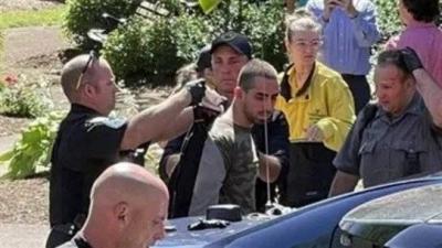 طاعن سلمان رشدي لبناني.. من هو؟