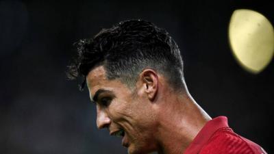رئيس ناد برازيلي يفتح الأبواب لرونالد ويرسل رسالة له