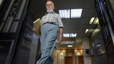 مُساعدات موقتة للموظفين: تأديب وفصل كل من تسوّل له نفسه الإضراب