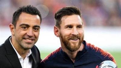 مدرّب برشلونة يردّ على أنباء عودة ميسي
