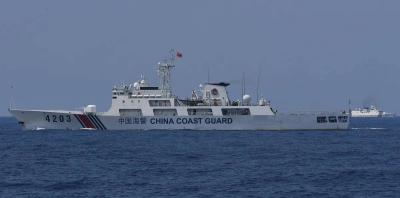 Serious Incident: Collision of Two Ships in the South China Sea (Video)